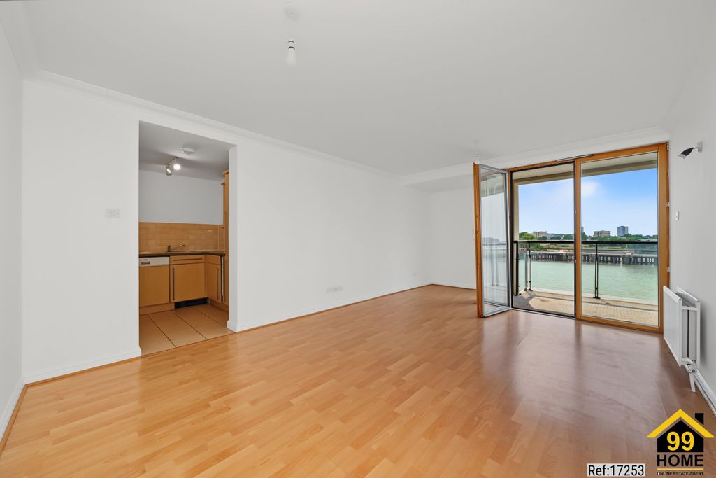 Property photo 1 of 15 Photo 0