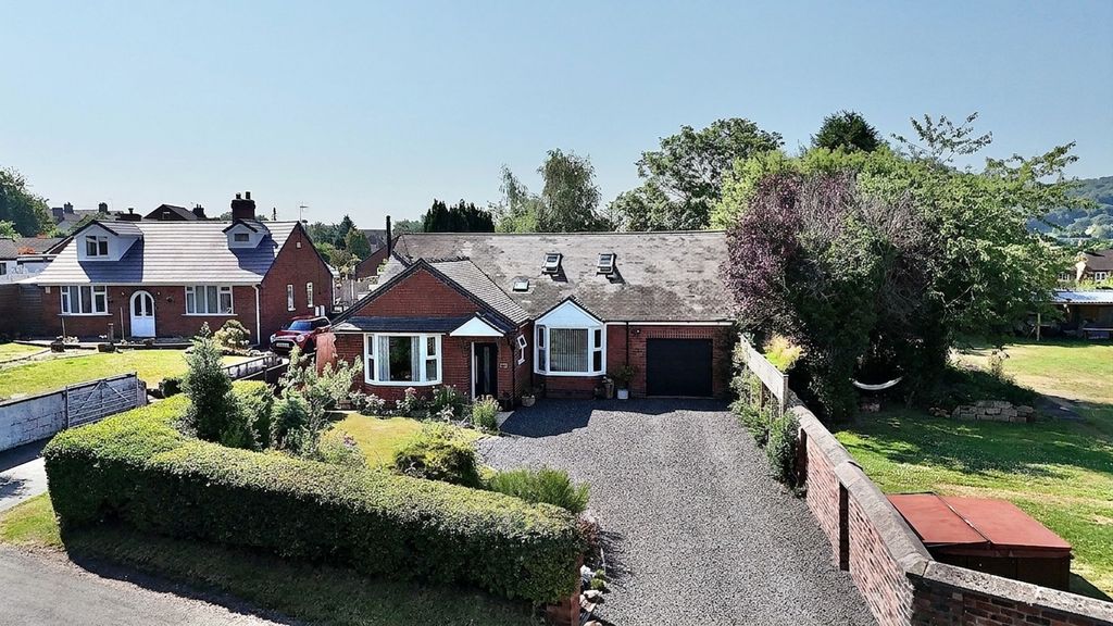 Property photo 1 of 50