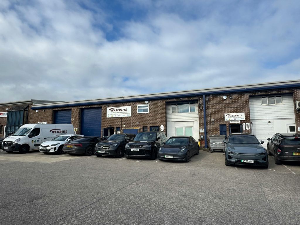 Property photo 2 of 13 Img_0337.Jpg