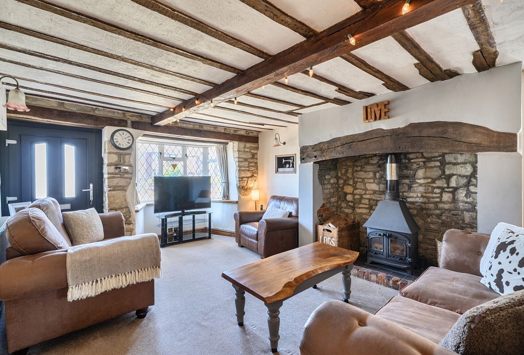Property photo 2 of 19 1488809 (9).Jpg