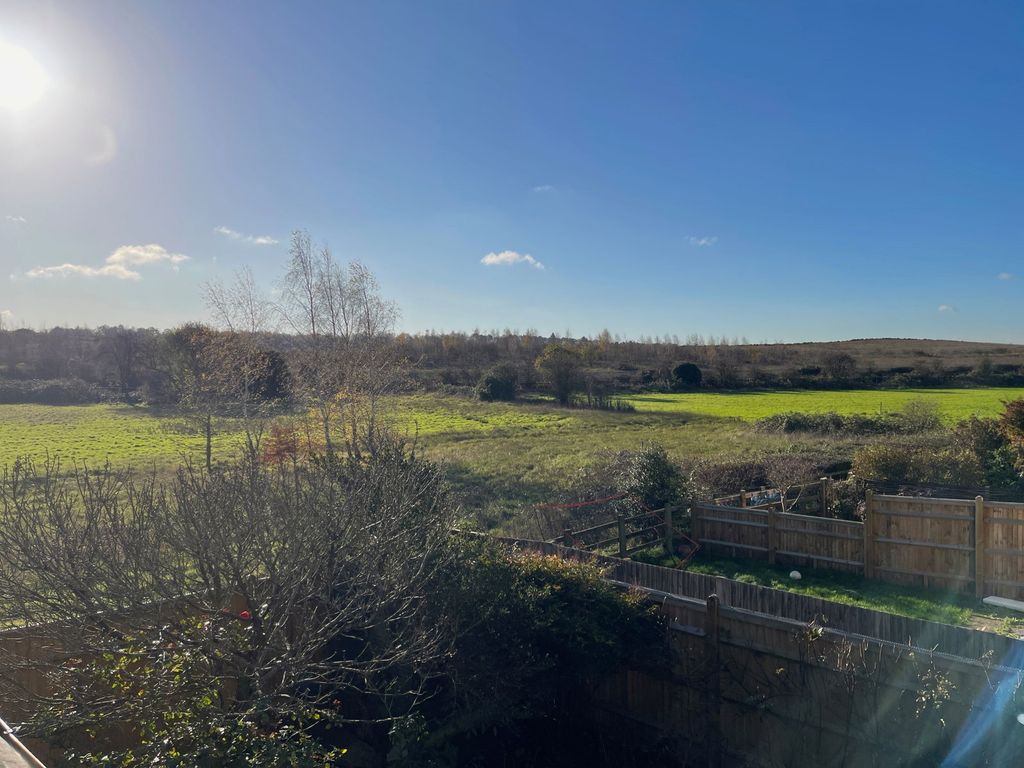 Property photo 2 of 47