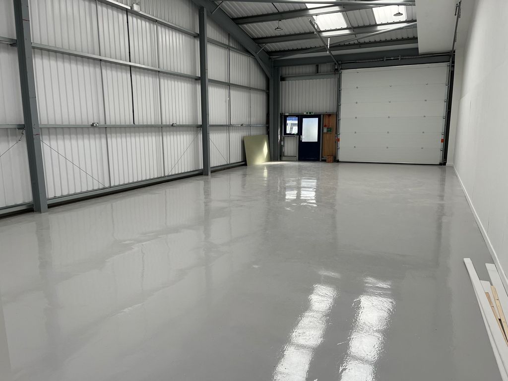 Property photo 3 of 4