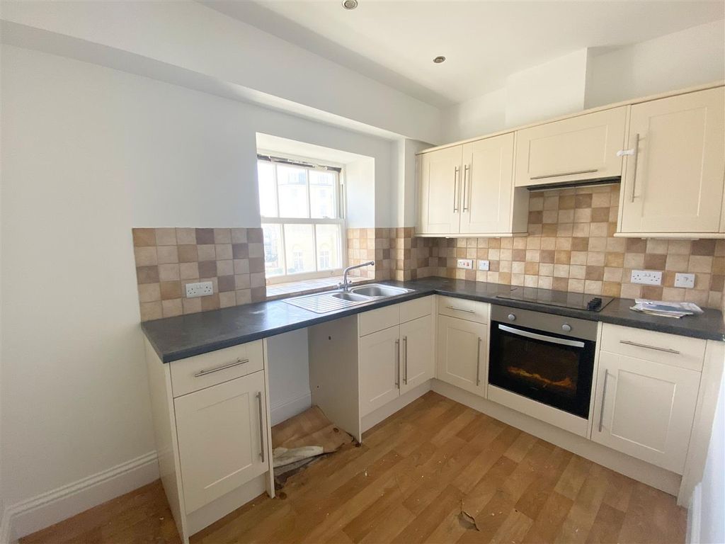 Property photo 2 of 8 2.Jpg