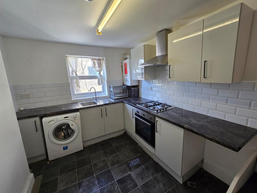 Property photo 3 of 6 Img-20250305-Wa0007.Jpg