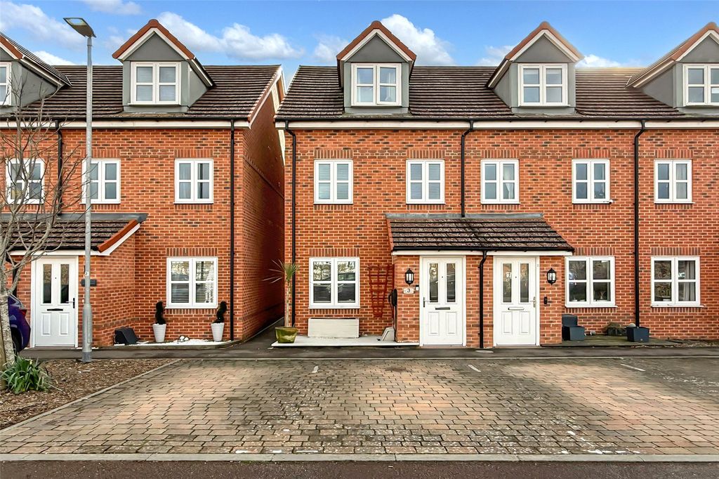 Property photo 1 of 21 Picture No. 03