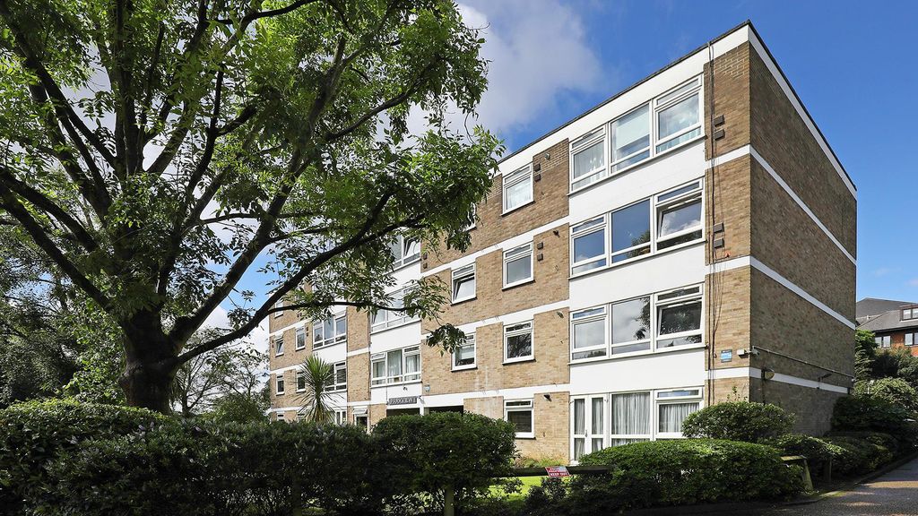 Property photo 3 of 11 Photo