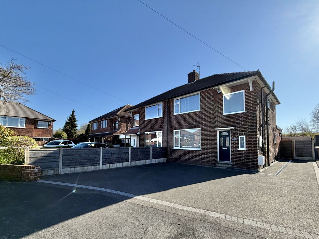 Property photo 1 of 21