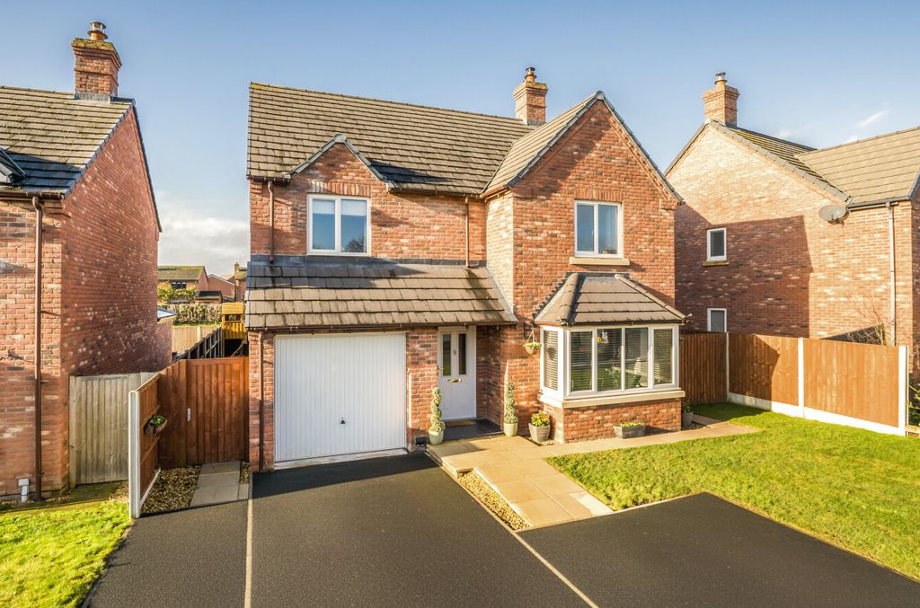 Property photo 1 of 21 -696F566B031c3-l-1394745-1-696A79Ae22504