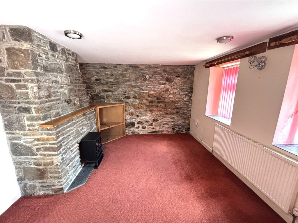 Property photo 3 of 17 Picture No. 28