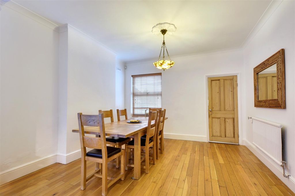 Property photo 3 of 32 Dining Room_4.Jpeg