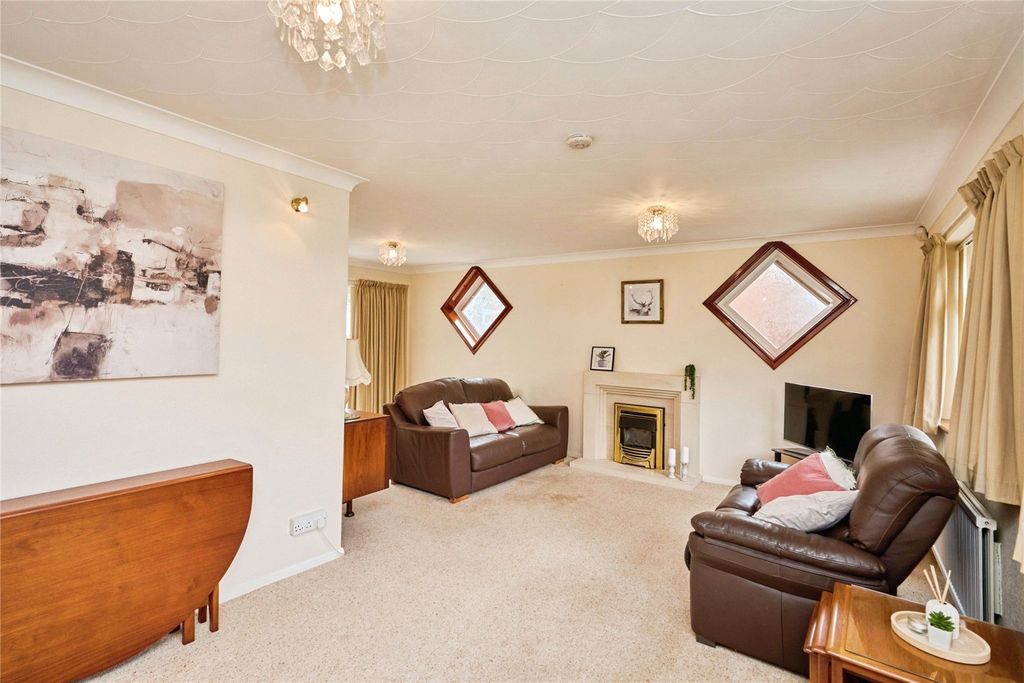 Property photo 3 of 17 Picture No. 79