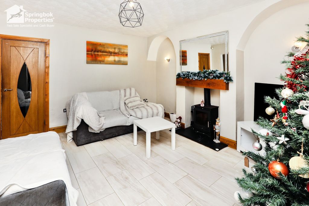 Property photo 3 of 11 Image 3