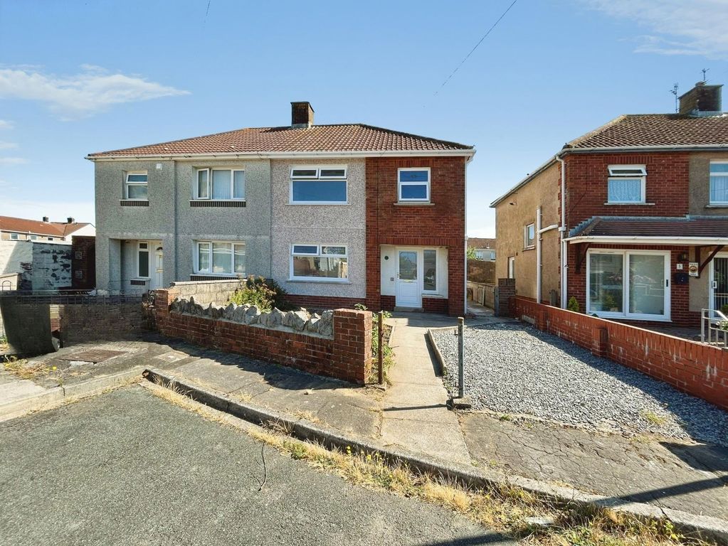 Property photo 1 of 20