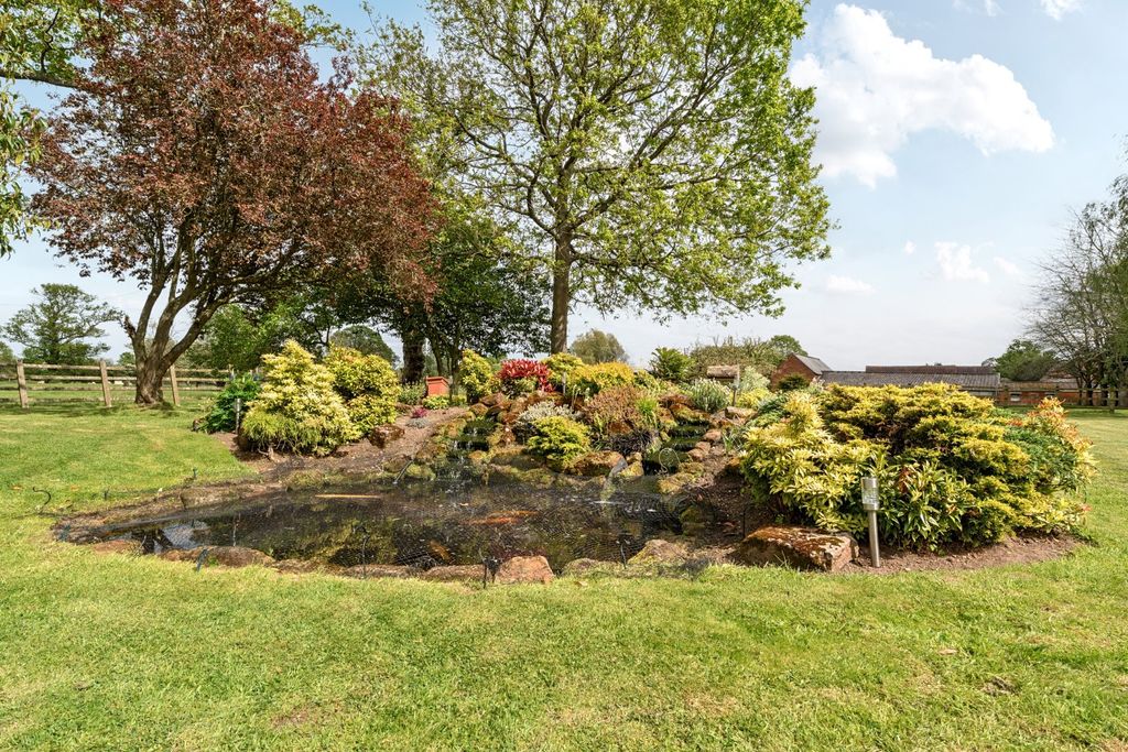 Property photo 3 of 25 Picture No. 04