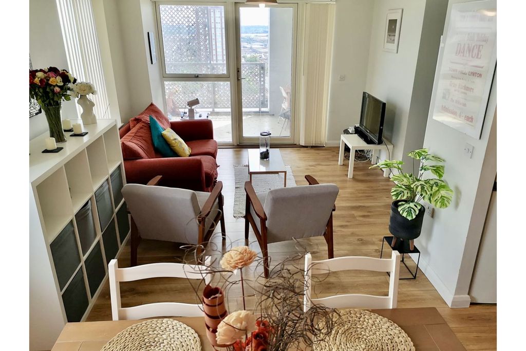 Property photo 3 of 16