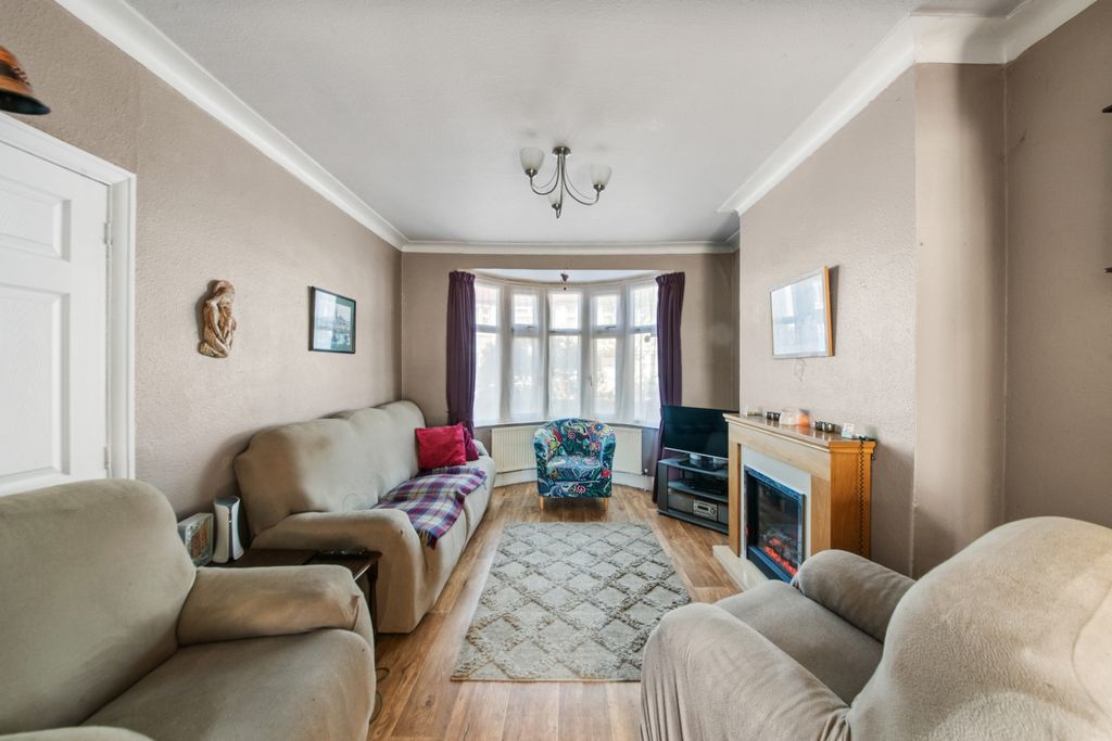 Property photo 2 of 18 Photo 36