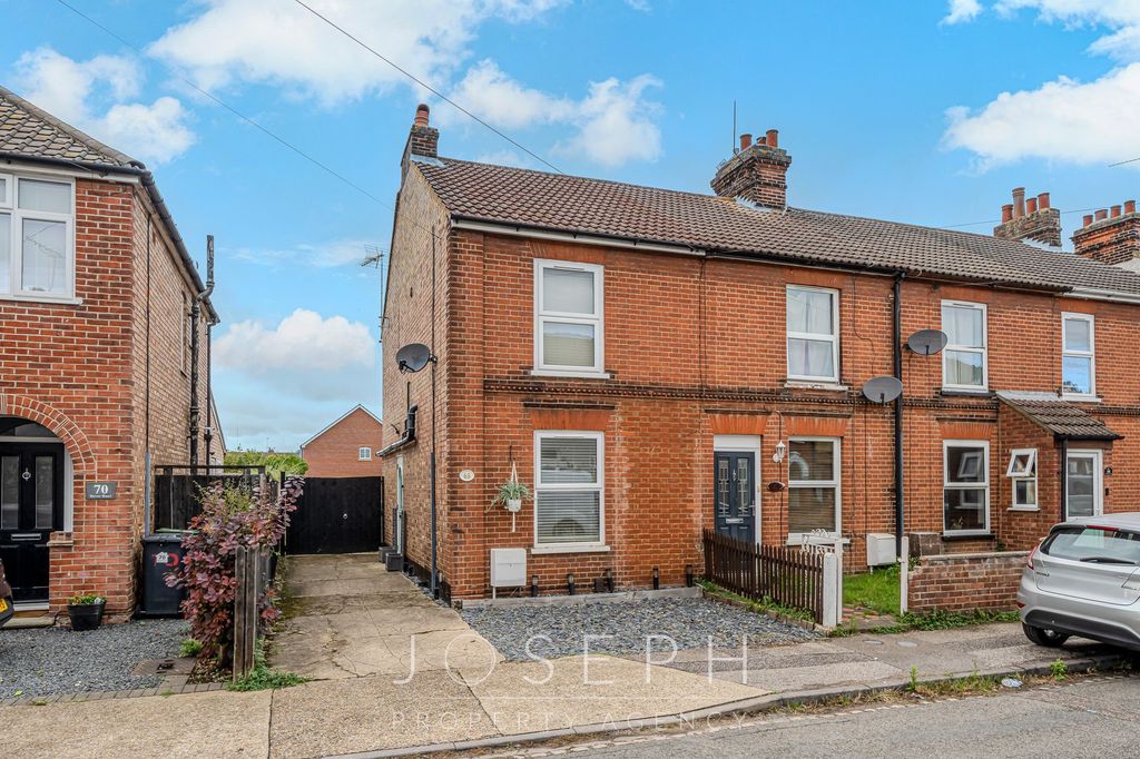 Property photo 1 of 26