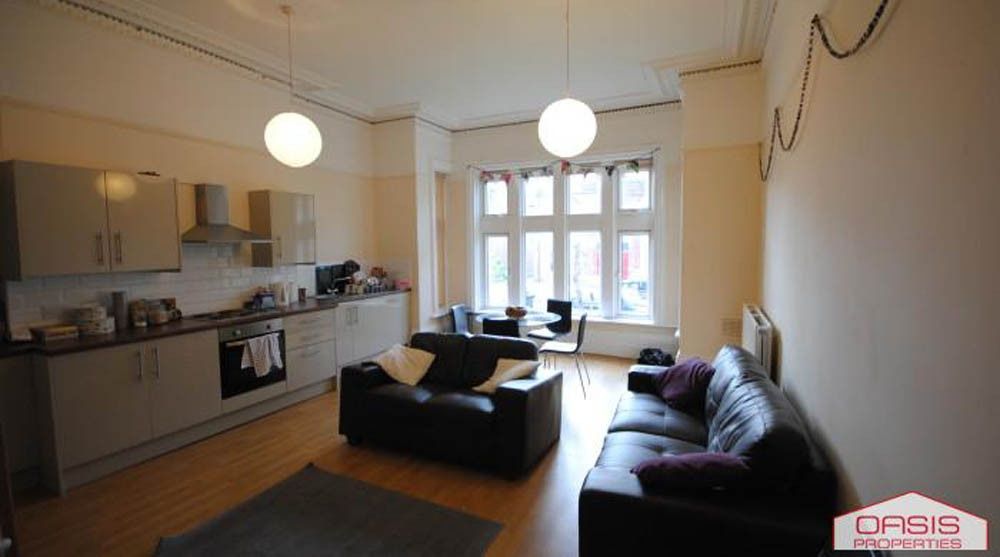 Property photo 2 of 4 Bright Open-Plan Living Area With A Fitted Kitchen...