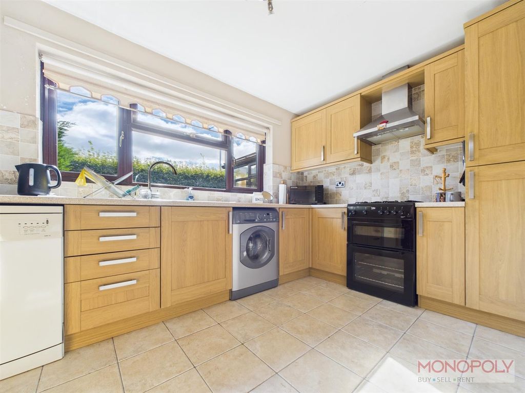 Property photo 2 of 31 Cam03815G0-Pr0338-Still022.Jpg