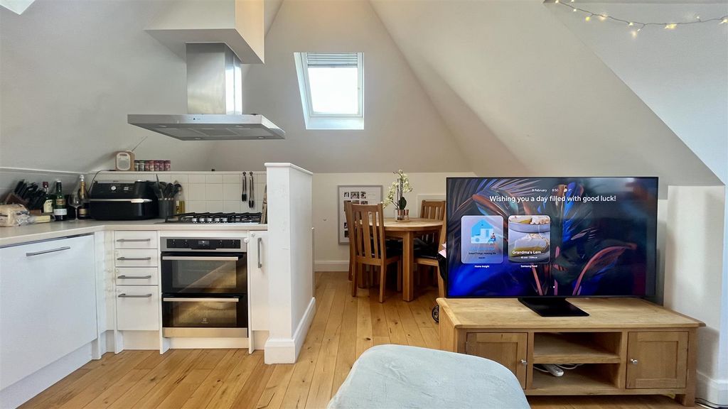 Property photo 2 of 19 Img_7050.Jpeg