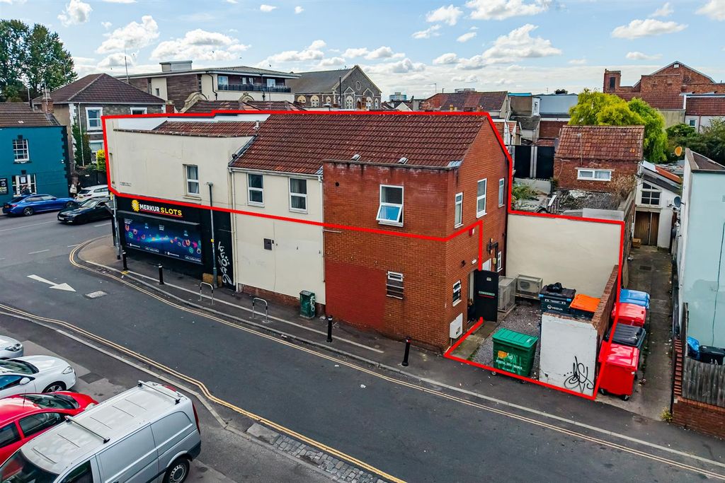 Property photo 2 of 30 239B Church Road, St George, Bristol Bs5 9Hl | Lea