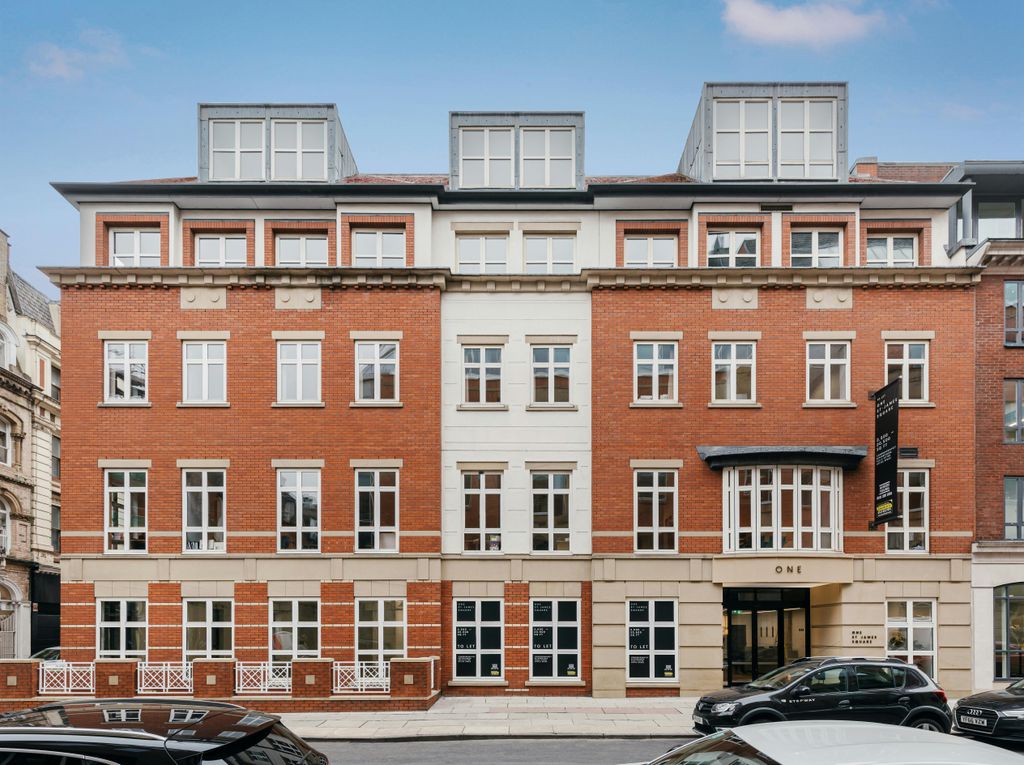 Property photo 1 of 10 One St Jamess Square68_Arko_No_Car.Jpg