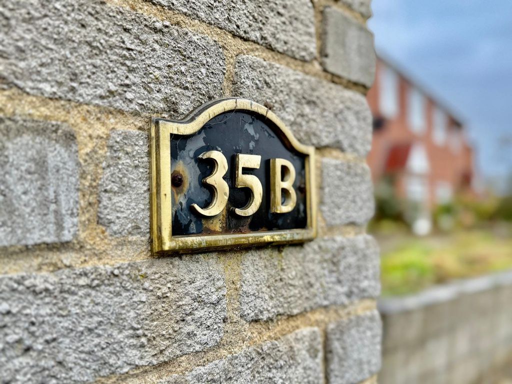 Property photo 2 of 24 Picture No. 28