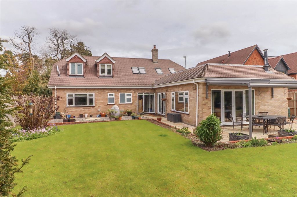 Property photo 3 of 27 Picture No. 21