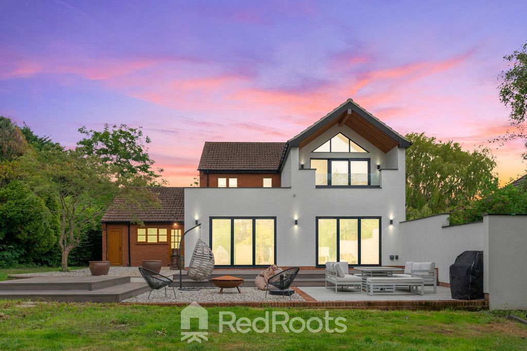 Property photo 1 of 46 3947972