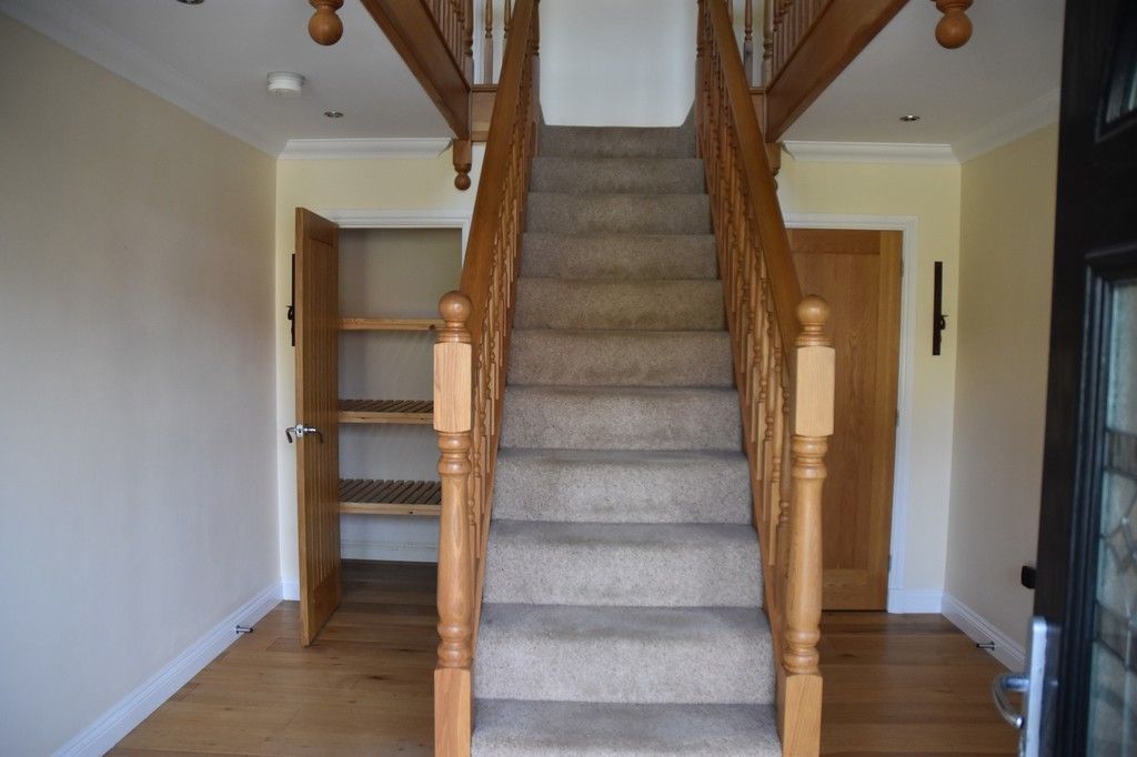 Property photo 2 of 25