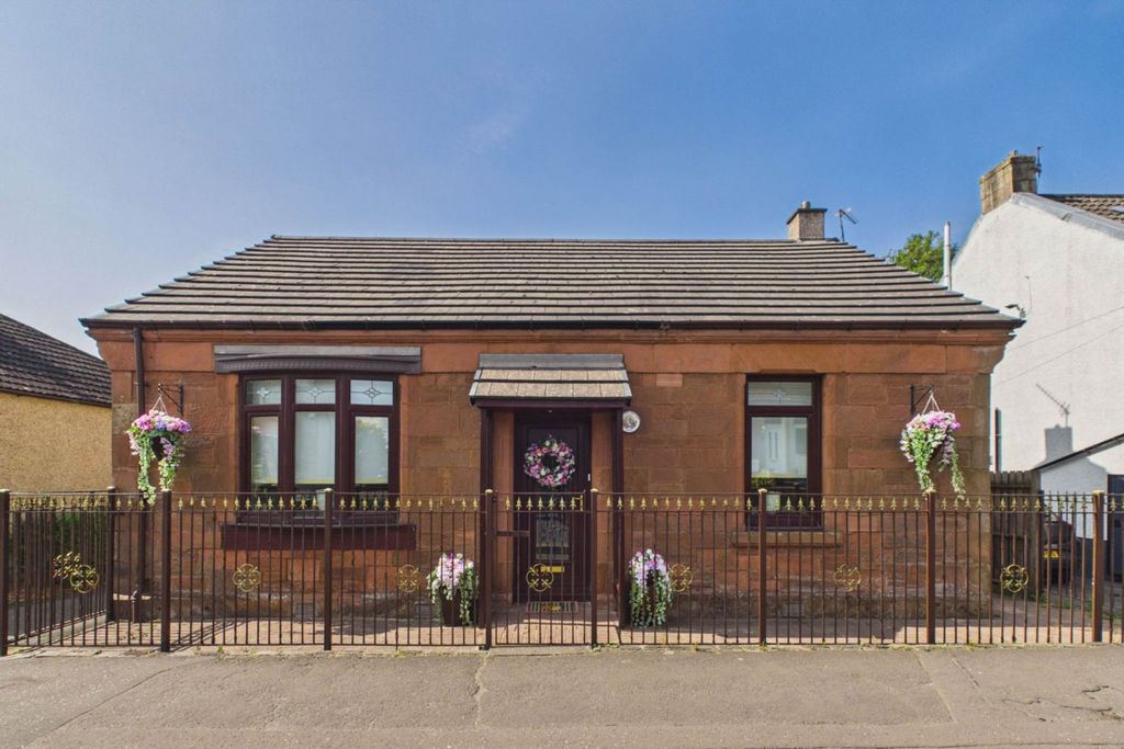 Property photo 1 of 32