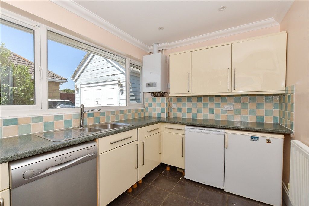 Property photo 2 of 18 Kitchen
