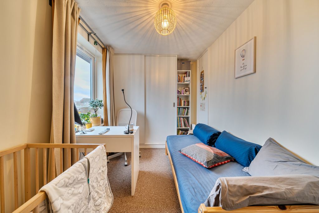 Property photo 3 of 20 1406293-15-6980B5...