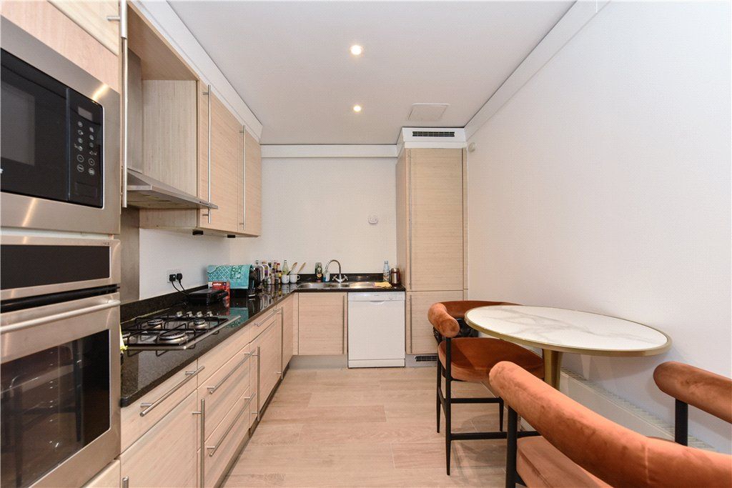 Property photo 1 of 10 Picture No. 06