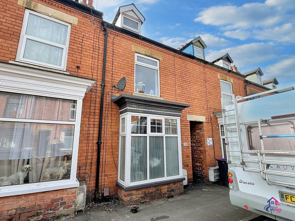 Property photo 1 of 13 Front (Exterior)