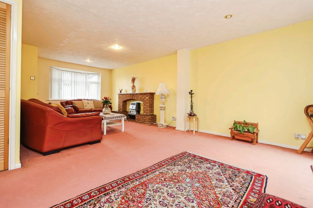 Property photo 3 of 20