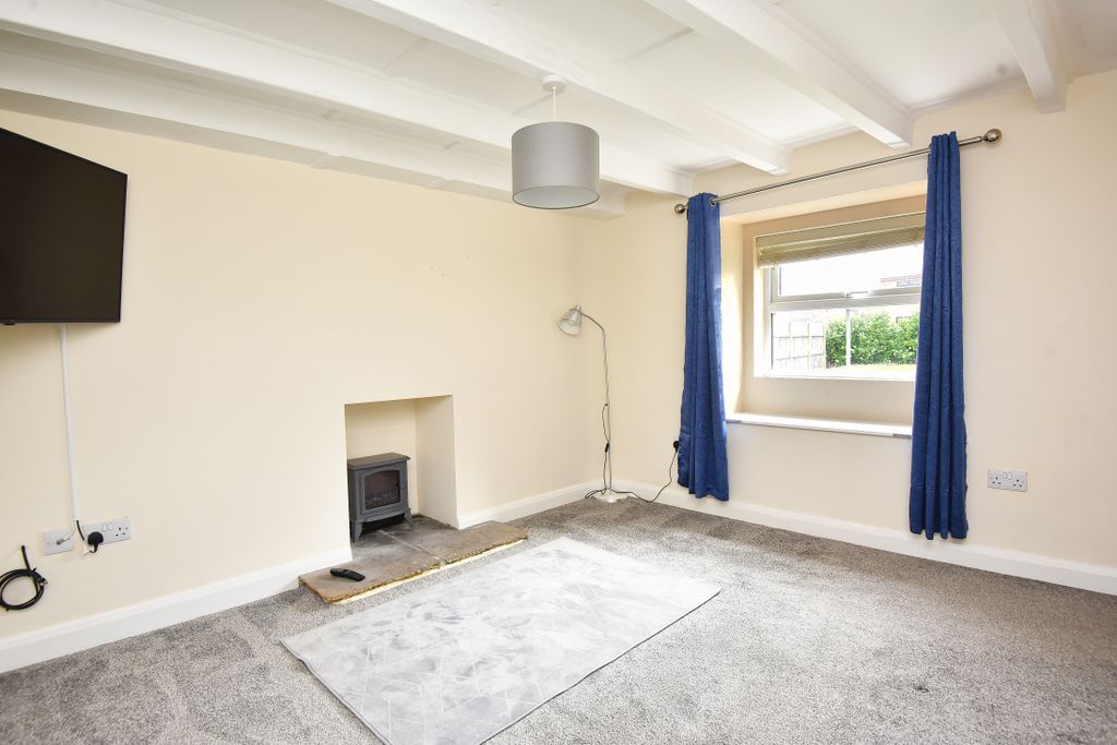 Property photo 2 of 16 Ajp_7302