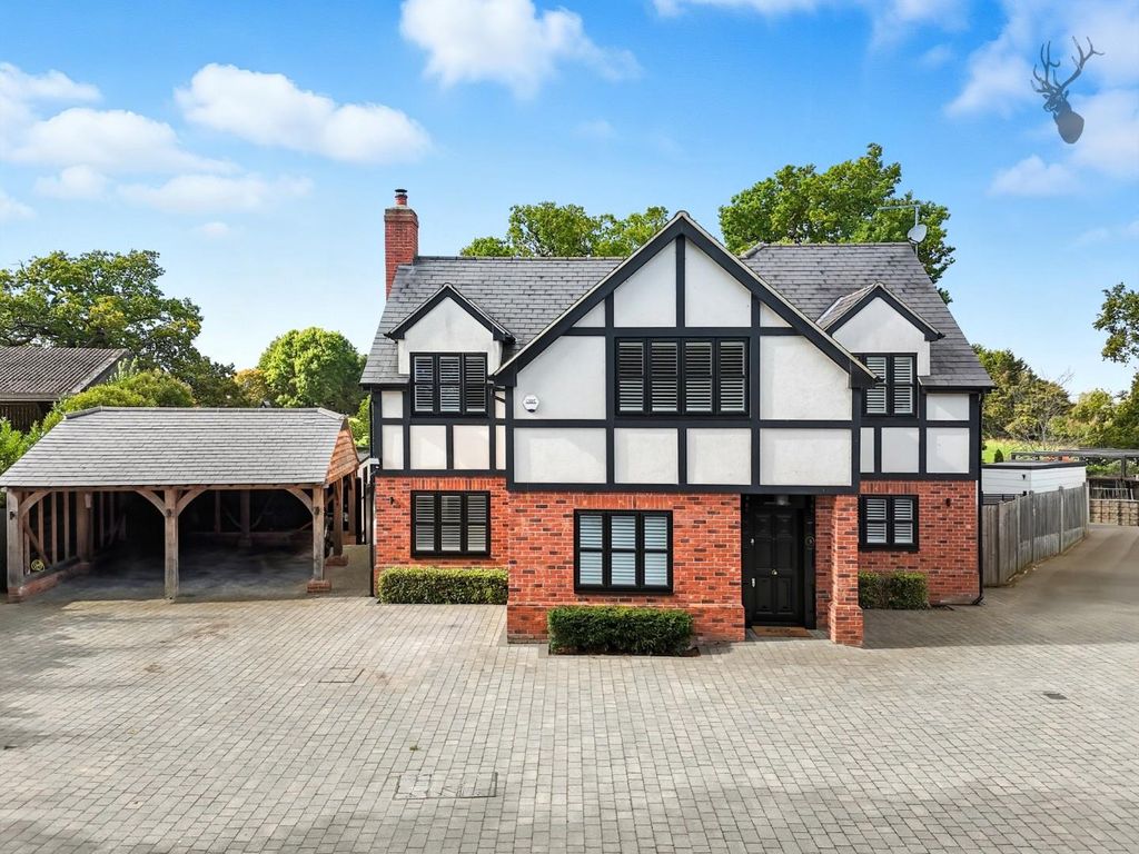 Property photo 1 of 51