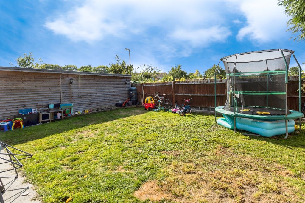 Property photo 2 of 15