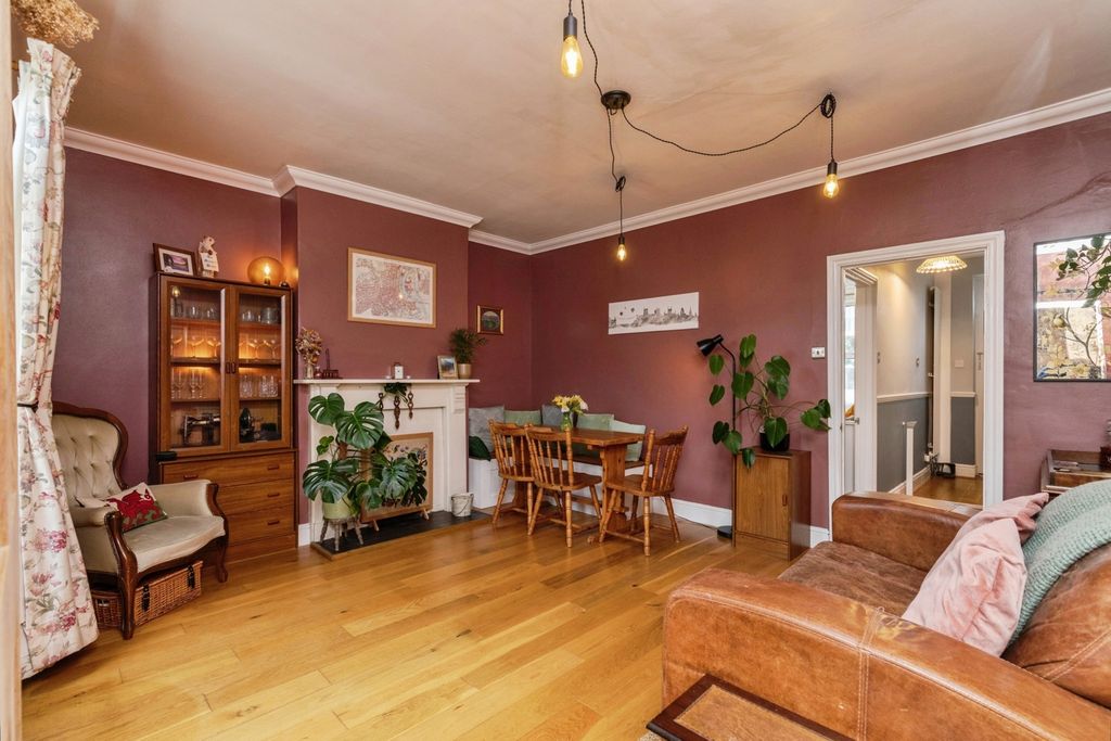 Property photo 2 of 20 Pbox-Img.Jpg