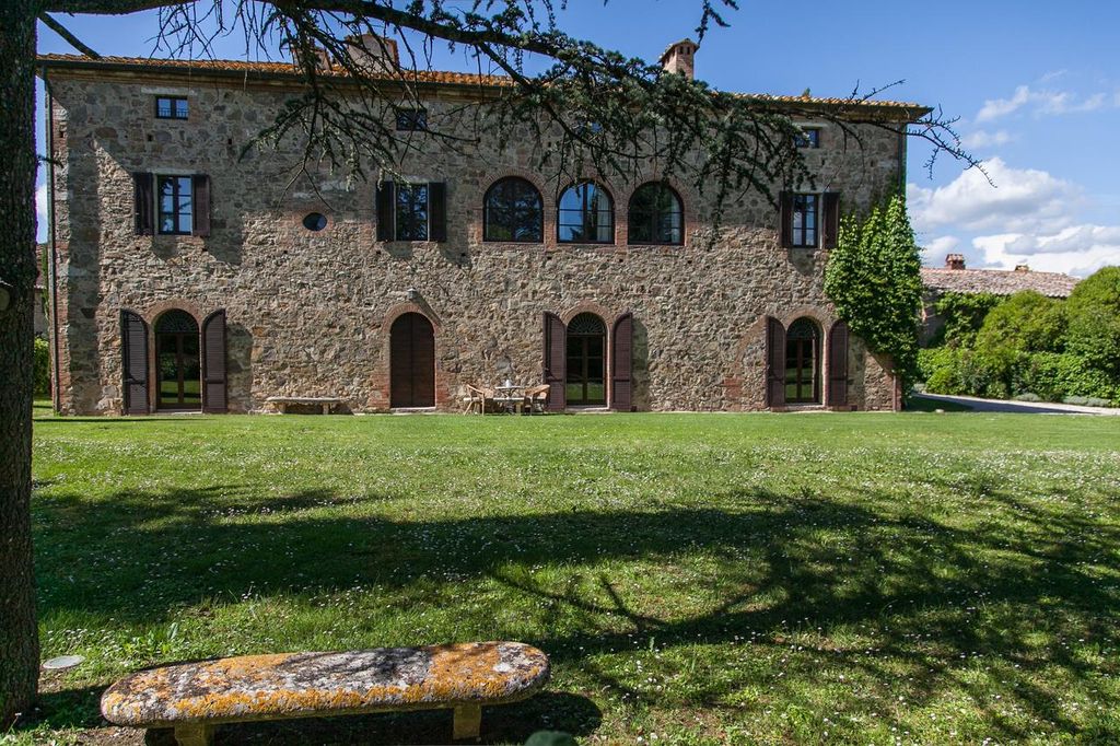 Property photo 1 of 26 Image