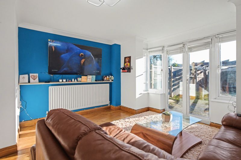 Property photo 2 of 19 Living Room