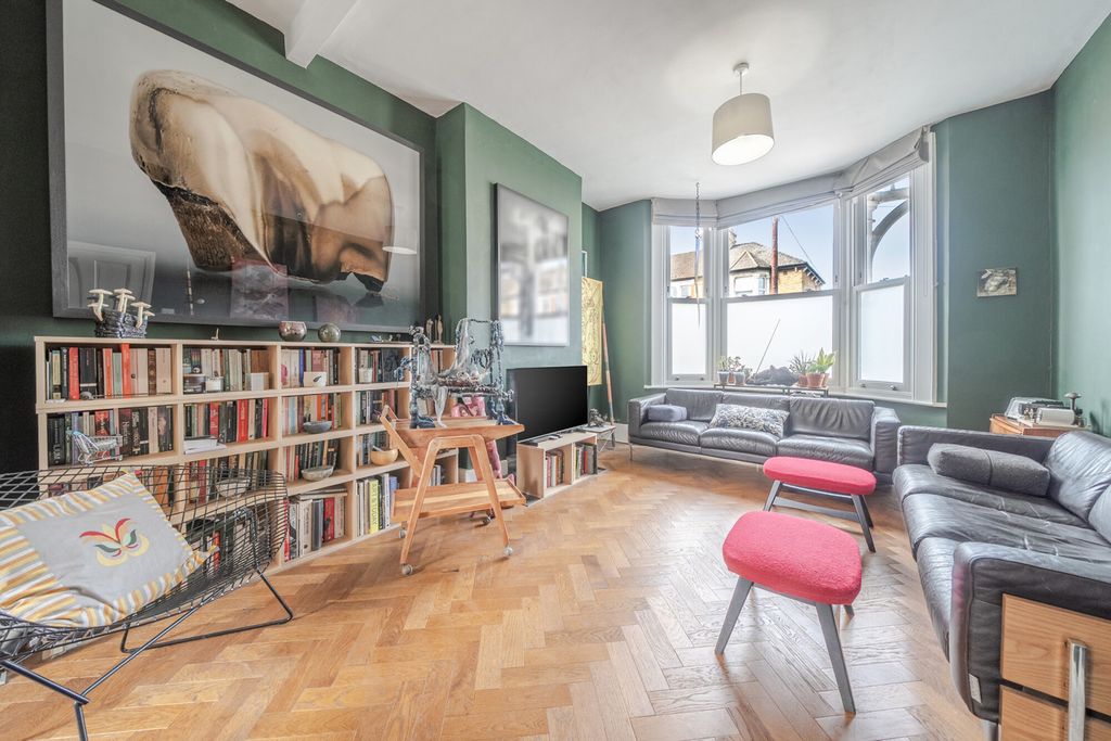 Property photo 2 of 20 1514757-15-6Aa27A...