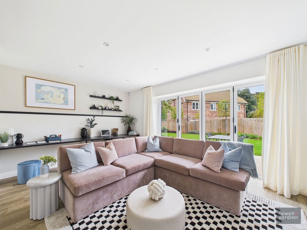 Property photo 3 of 16