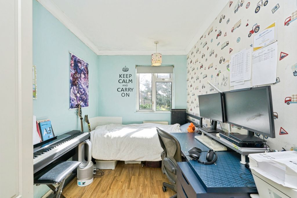 Property photo 3 of 13 Pbox-Img.Jpg