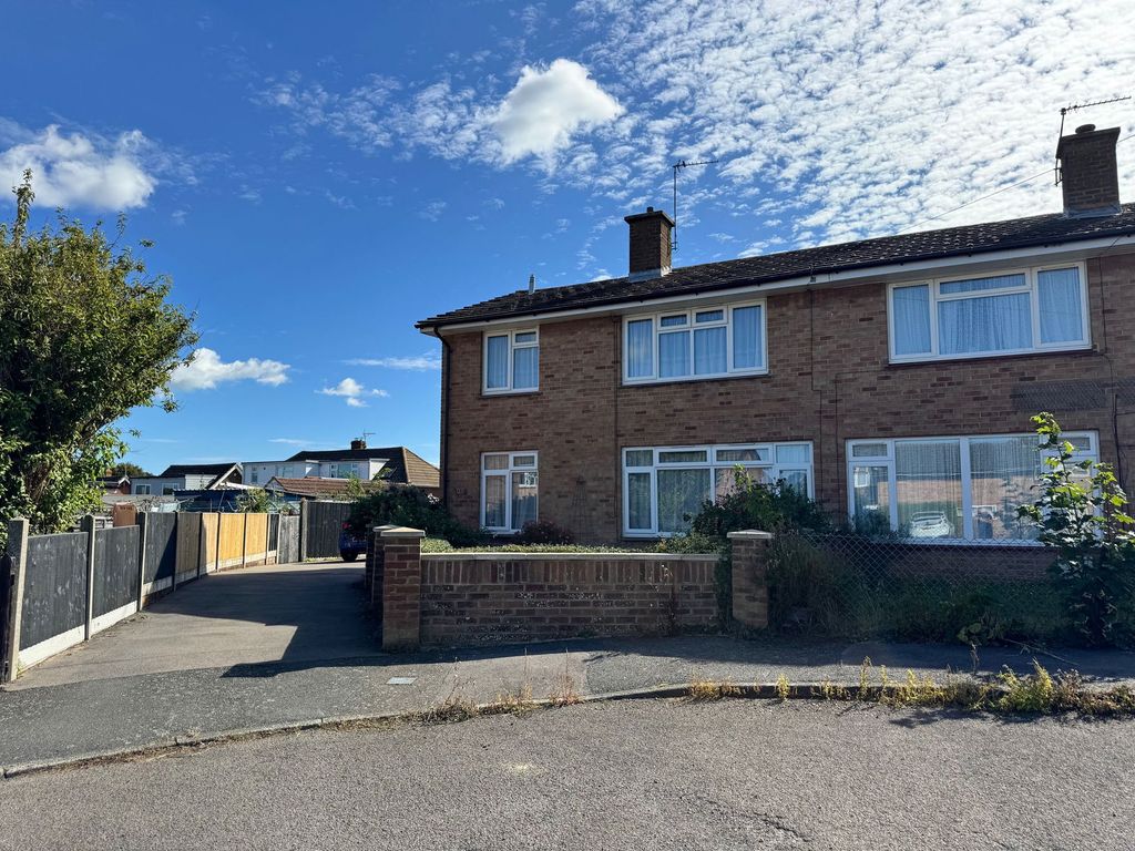 Property photo 2 of 13