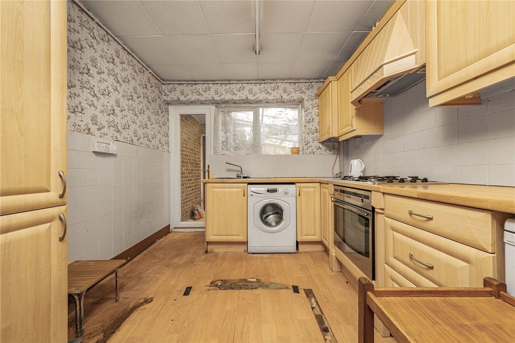 Property photo 3 of 10 Picture No. 14