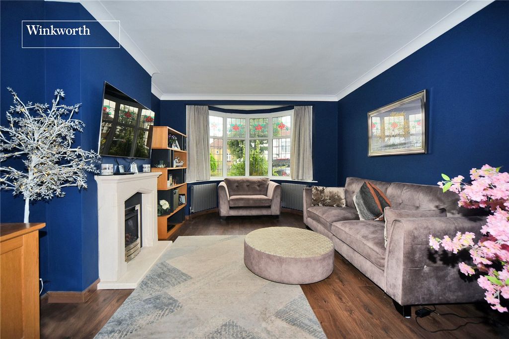 Property photo 2 of 21 Picture No. 04
