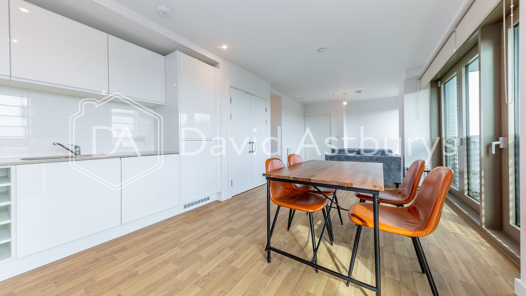 Property photo 1 of 17 356A6111