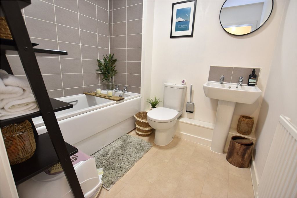 Property photo 3 of 14 Picture No. 09